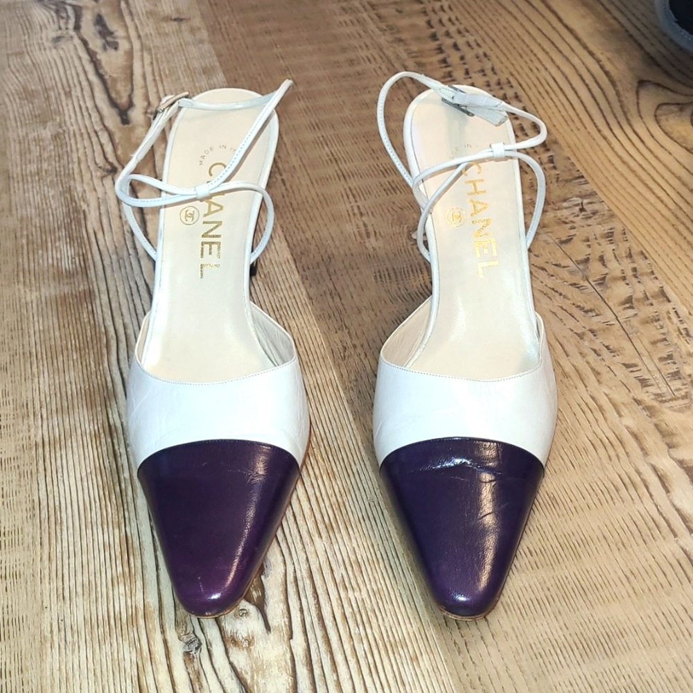 Chanel Vintage Two Tone Cross Strap Pumps Size 38 - Picture 3 of 9